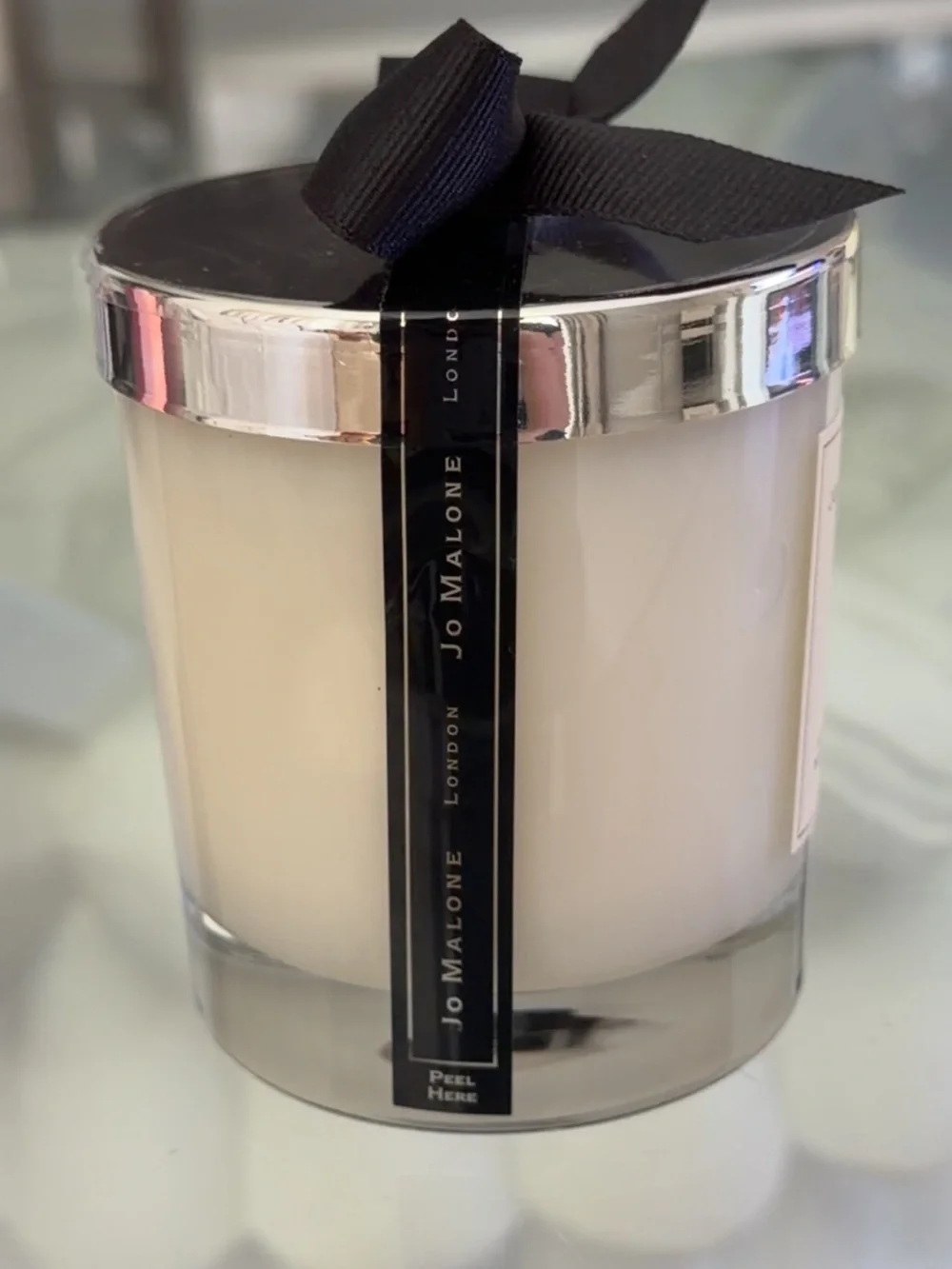 Jo Malone English Oak Candle in Cream Glass with Silver Lid